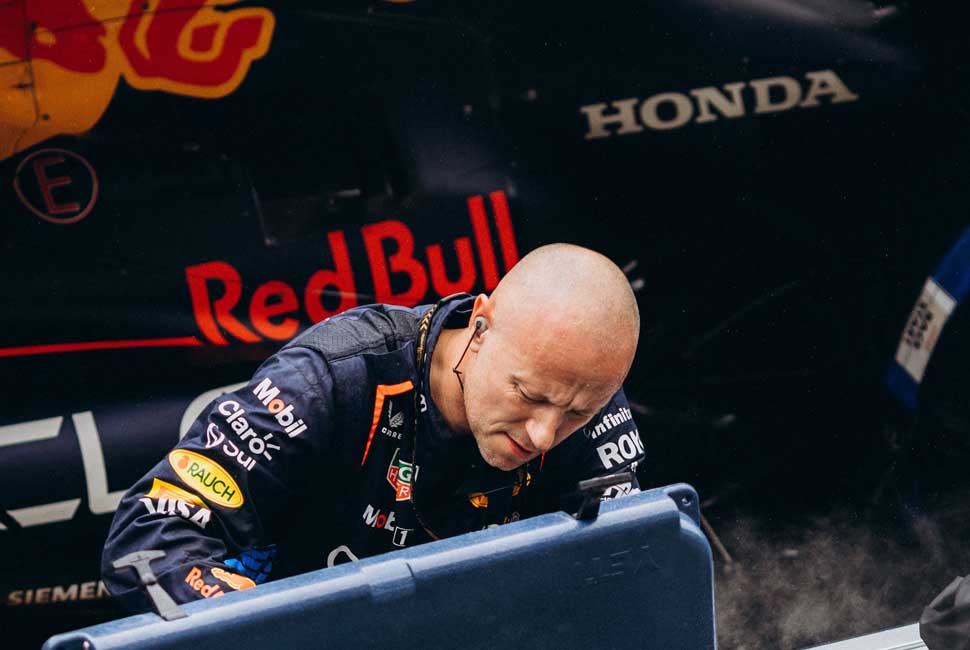 Red Bull Pit Lane